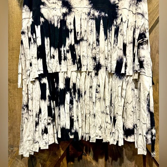 EUC Blue Buttercup Tie Dye Tiered Fringe Tank Top Sz L - Picture 4 of 13